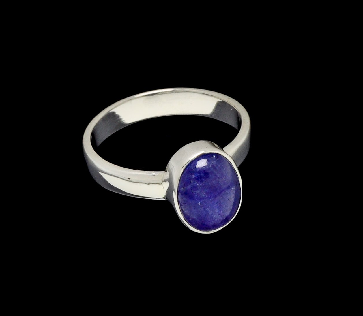 Tanzanite Ring 10mm x 7mm Oval Cut