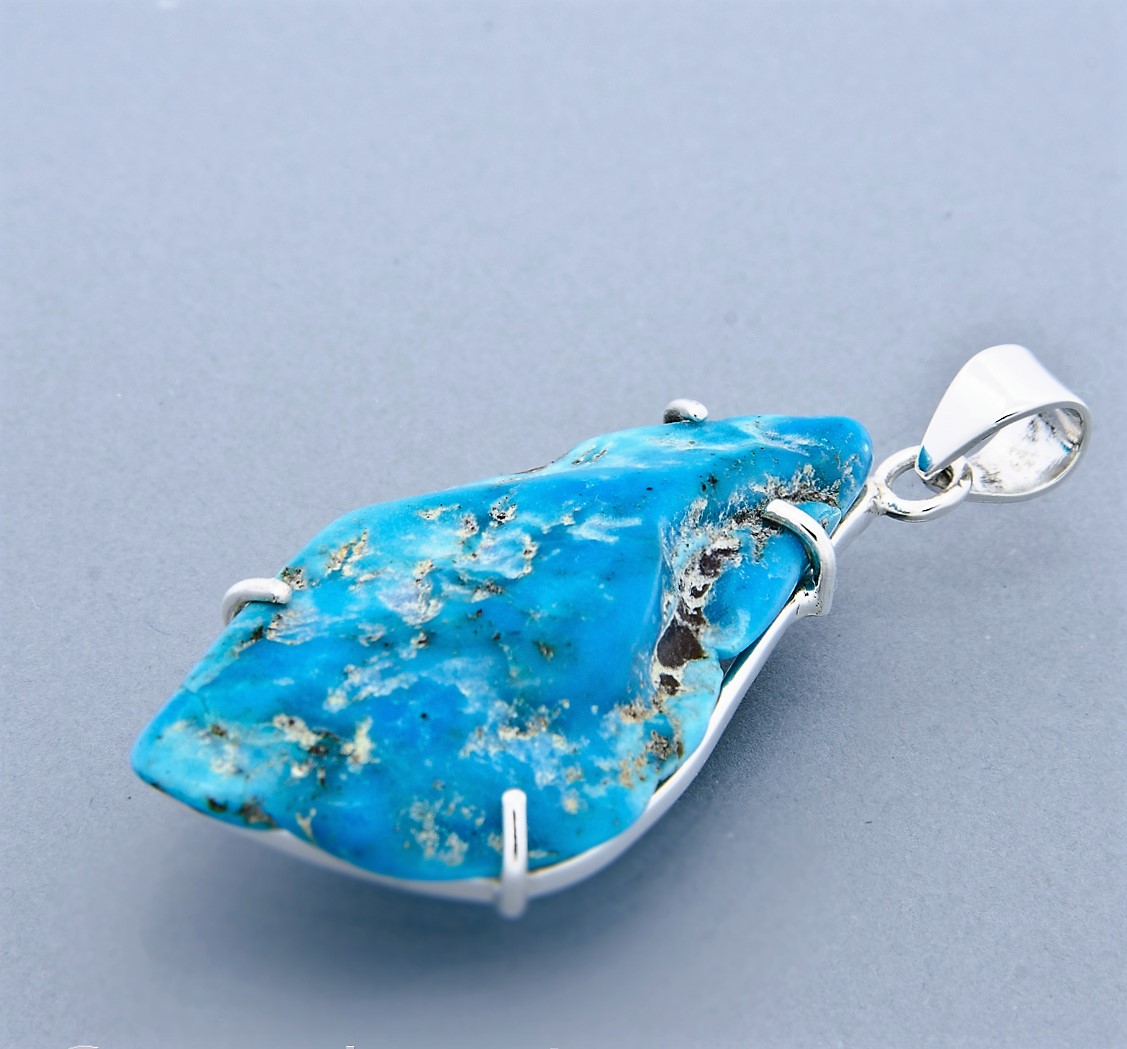 Turquoise claw set Pendant Lg